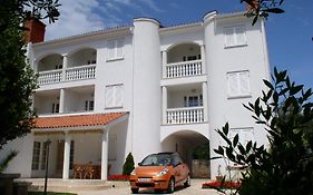 Apartments Paloma Blanca